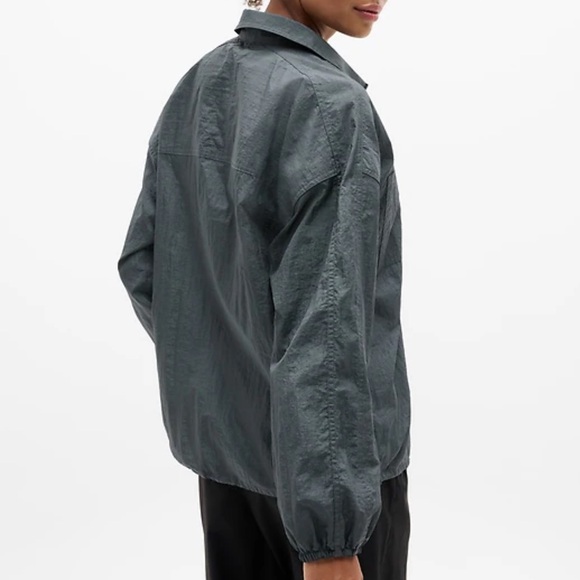 ATHLETA Women's XS Dark Rinse Lunar Sheen Blue Grey Nylon Snap Button Shirt NWOT - Picture 12 of 16